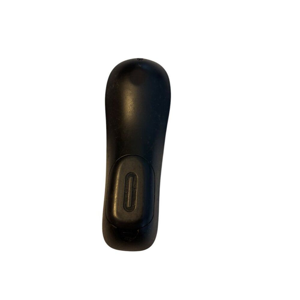 RCA Universal Remote Control With Battery Cover - Picture 2 of 4